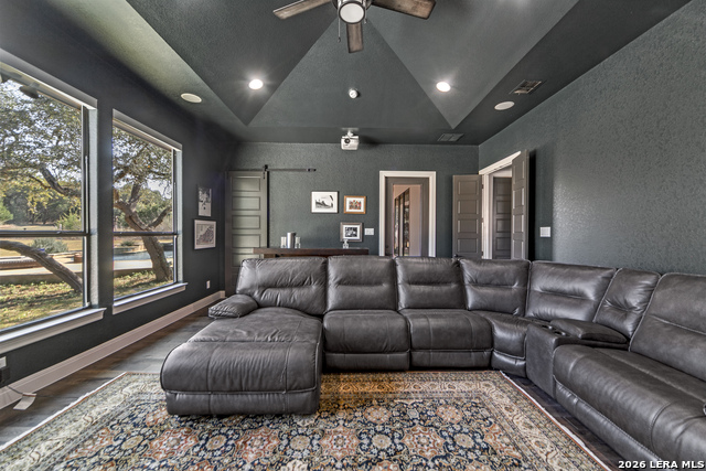 Image 24 of 44 For 148 Woodland