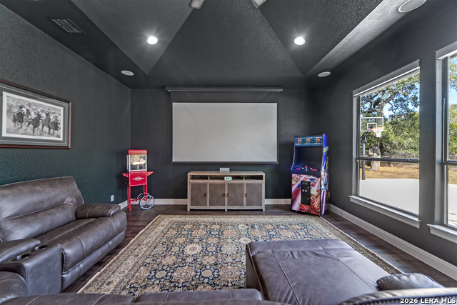 Image 25 of 44 For 148 Woodland