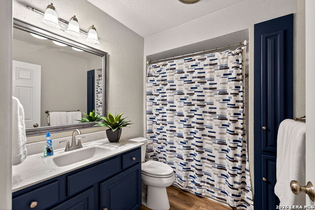 Image 18 of 24 For 1045 Shook  105 B