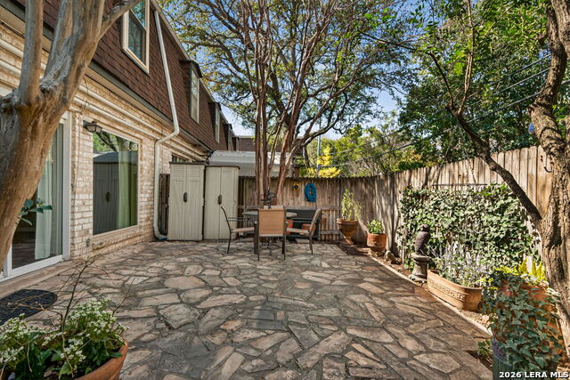 Image 21 of 24 For 1045 Shook  105 B