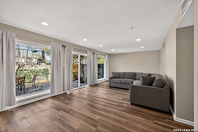 Image 5 of 24 For 1045 Shook  105 B