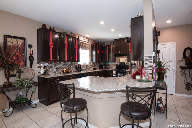 Image 12 of 34 For 9643 Pleasanton Bluff