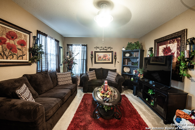 Image 20 of 34 For 9643 Pleasanton Bluff