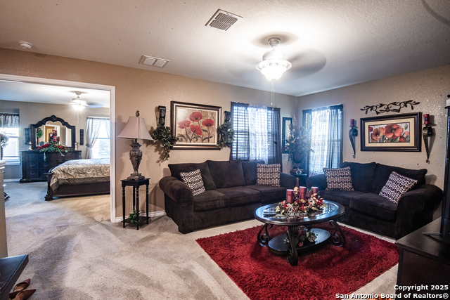 Image 21 of 34 For 9643 Pleasanton Bluff