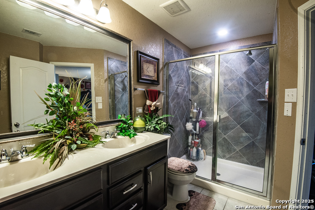 Image 25 of 34 For 9643 Pleasanton Bluff