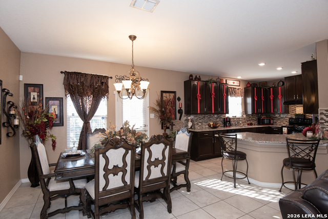 Image 9 of 34 For 9643 Pleasanton Bluff