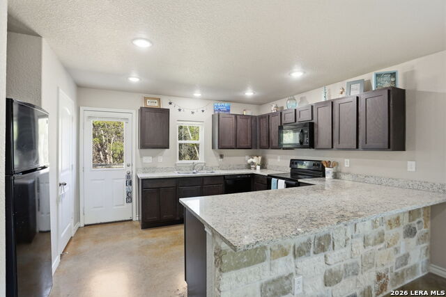 Image 7 of 23 For 341 Ridge  