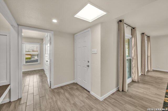 Image 4 of 34 For 130 Dawnridge