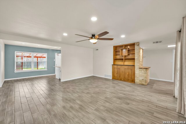 Image 8 of 34 For 130 Dawnridge