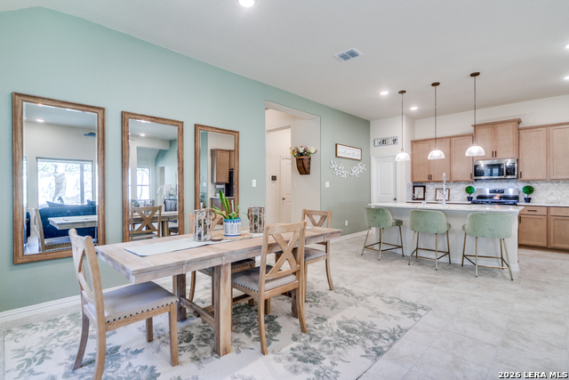 Image 12 of 26 For 102 Bretford