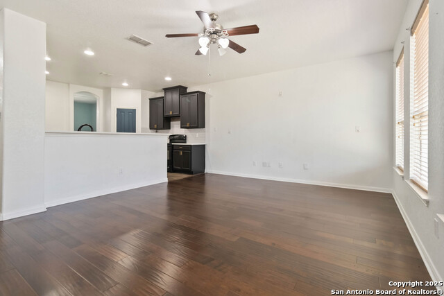 Image 3 of 29 For 1822 Marufo Vega