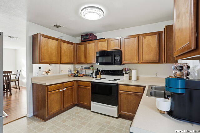 Image 11 of 30 For 10727 Shaencrossing