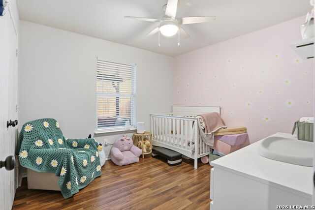 Image 18 of 30 For 10727 Shaencrossing