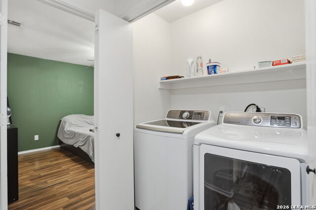 Image 20 of 30 For 10727 Shaencrossing