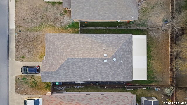 Image 28 of 30 For 10727 Shaencrossing