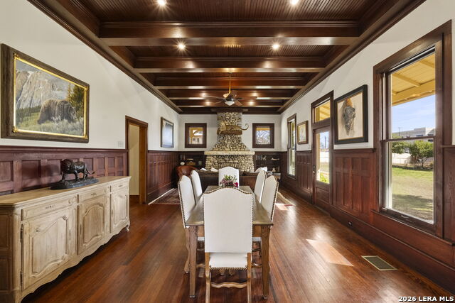 Image 11 of 47 For 107 High Street