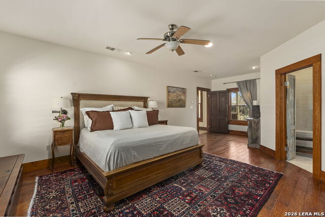 Image 22 of 47 For 107 High Street