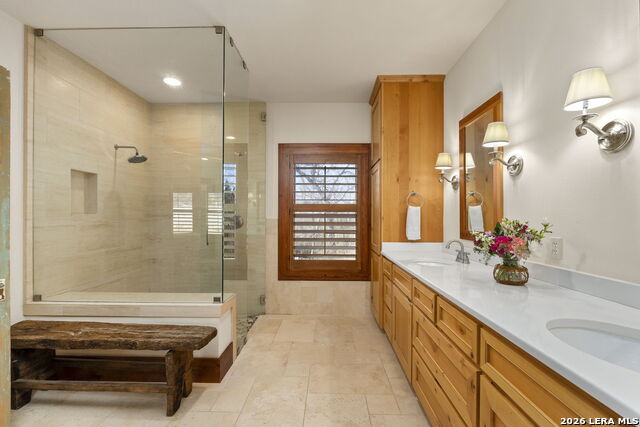 Image 24 of 47 For 107 High Street