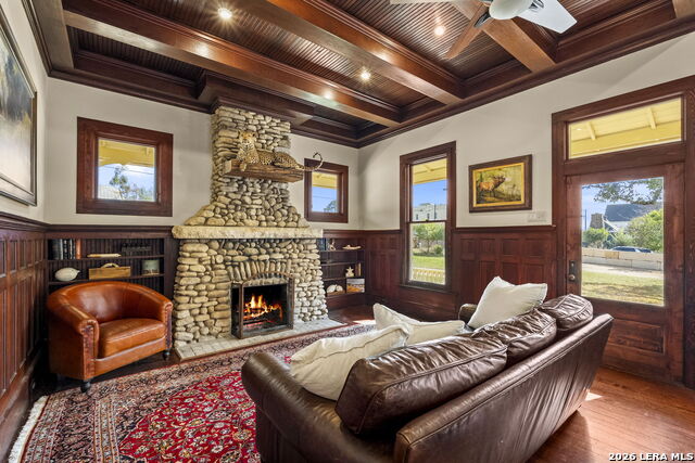 Image 7 of 47 For 107 High Street