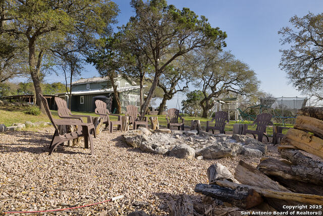 Image 16 of 25 For 119 B Mountain Top Trl