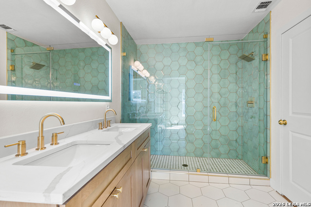 Image 18 of 33 For 534 Brightwood Pl