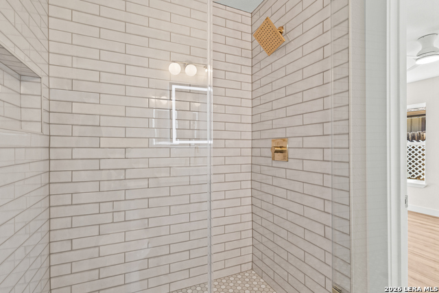 Image 30 of 33 For 534 Brightwood Pl