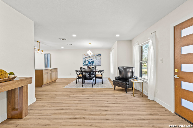 Image 5 of 33 For 534 Brightwood Pl