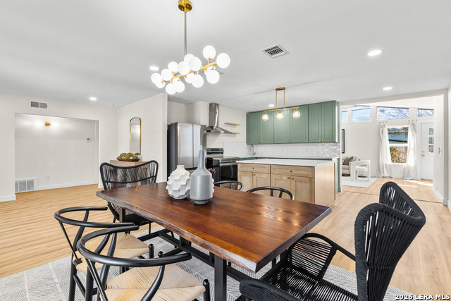 Image 7 of 33 For 534 Brightwood Pl