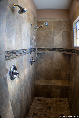 Image 17 of 53 For 201 Abrego Lake