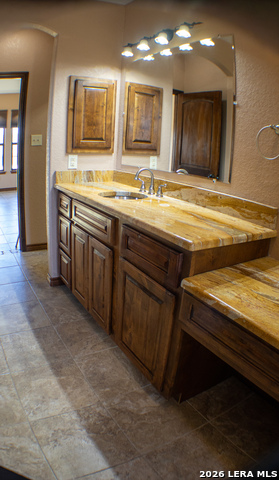 Image 18 of 53 For 201 Abrego Lake