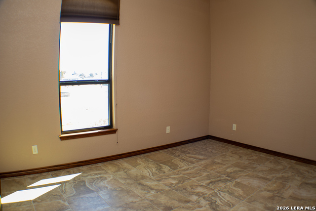 Image 24 of 53 For 201 Abrego Lake