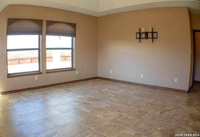 Image 5 of 53 For 201 Abrego Lake