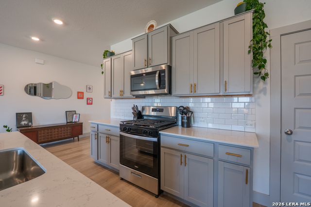 Image 11 of 44 For 29117 Rock Canyon