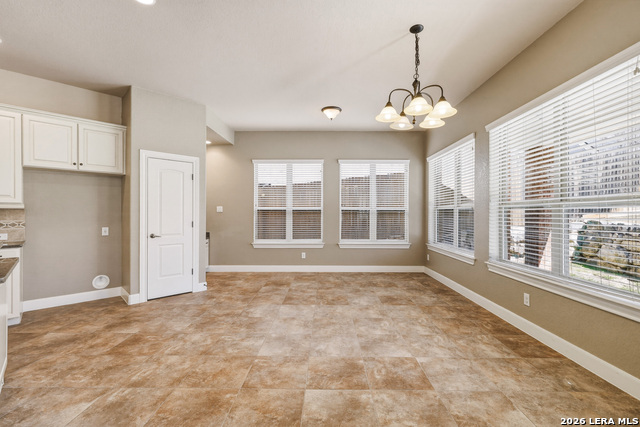 Image 17 of 52 For 1002 Gazania Hill