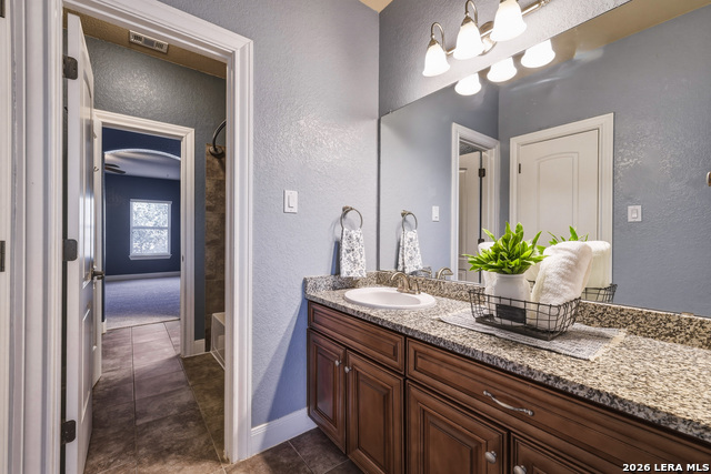 Image 36 of 52 For 1002 Gazania Hill