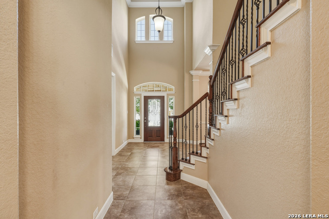 Image 4 of 52 For 1002 Gazania Hill