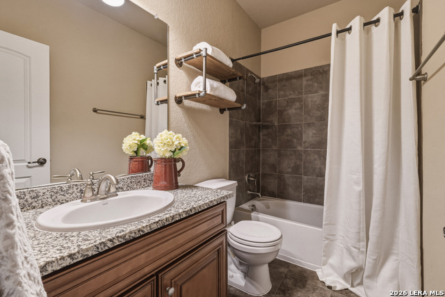 Image 44 of 52 For 1002 Gazania Hill