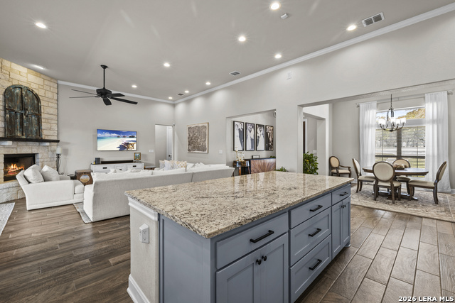 Image 13 of 41 For 431 Hidden Springs