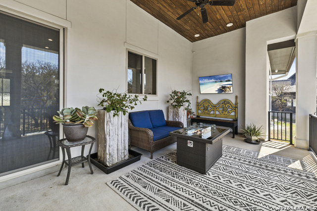 Image 30 of 41 For 431 Hidden Springs