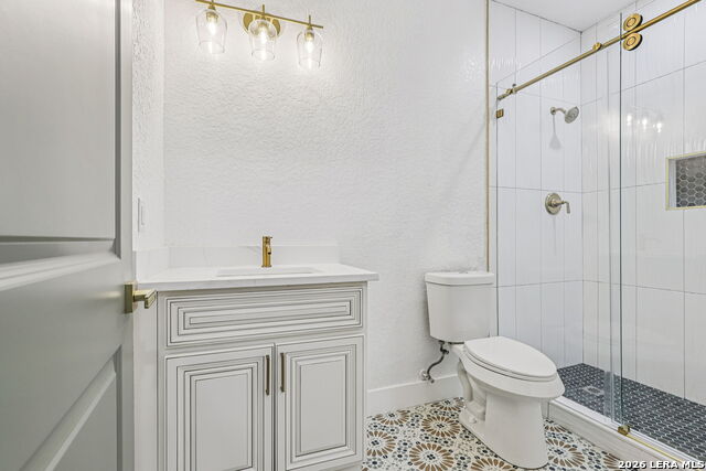 Image 18 of 29 For 826 Dawson  