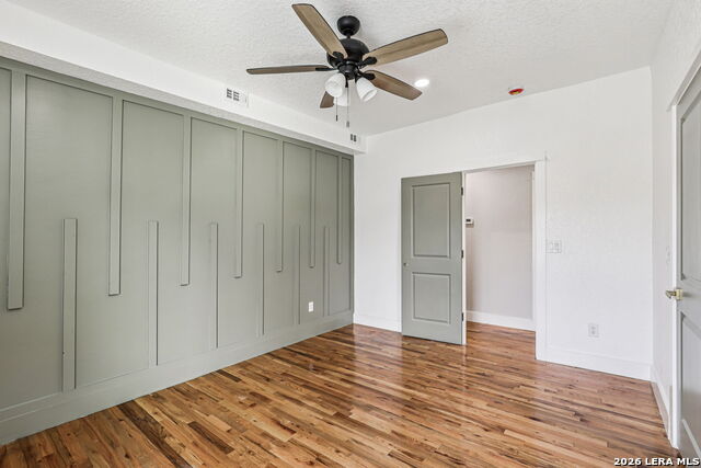 Image 21 of 29 For 826 Dawson  