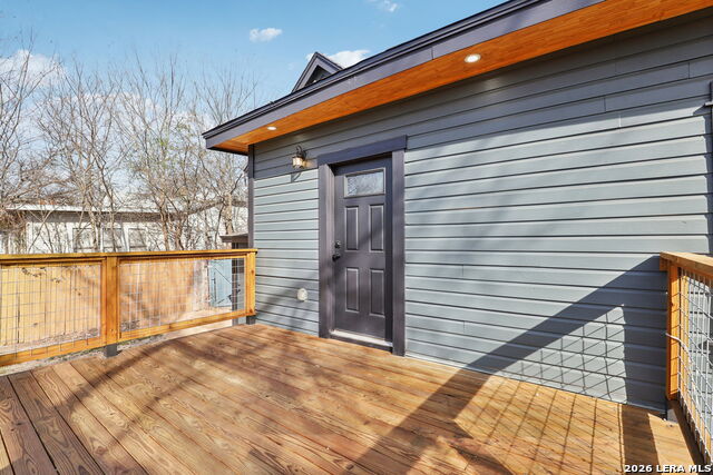 Image 26 of 29 For 826 Dawson  