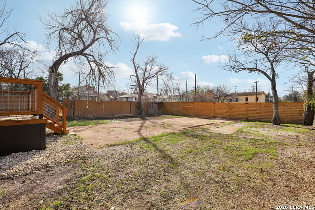 Image 29 of 29 For 826 Dawson  