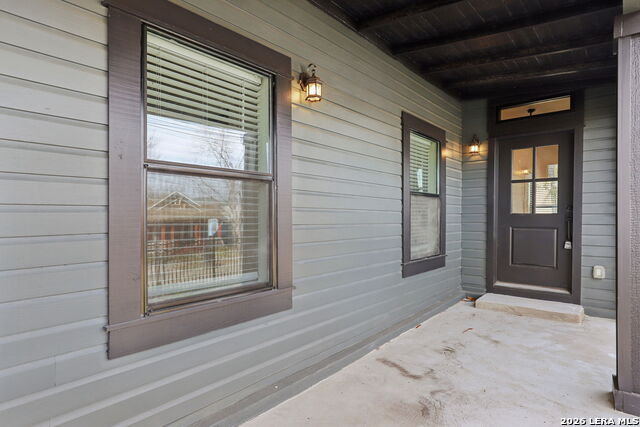 Image 3 of 29 For 826 Dawson  