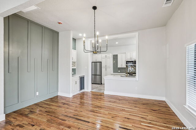 Image 7 of 29 For 826 Dawson  