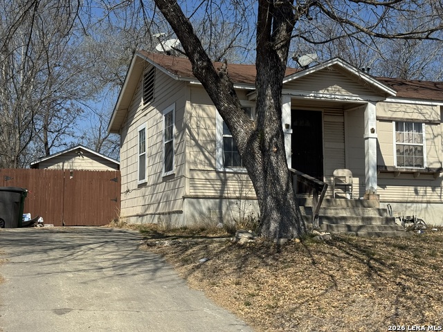 Image 2 of 4 For 211 Lyric  