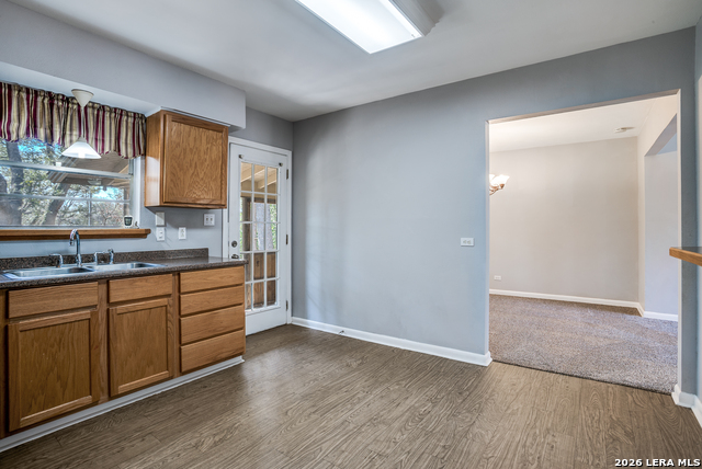 Image 10 of 25 For 102 Krameria Dr.