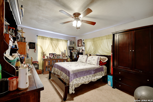 Image 16 of 22 For 2740 Churchill