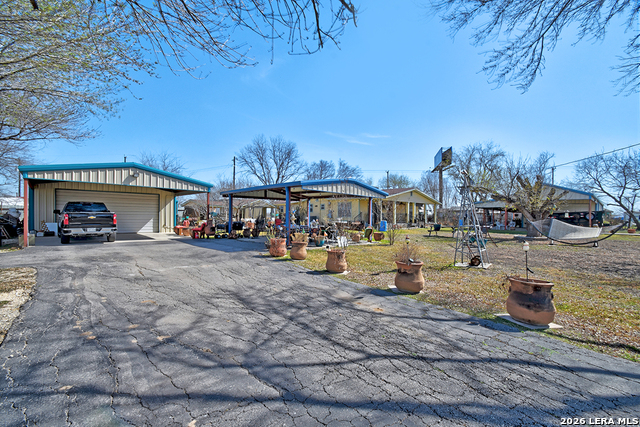 Image 3 of 22 For 2740 Churchill