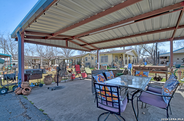 Image 4 of 22 For 2740 Churchill